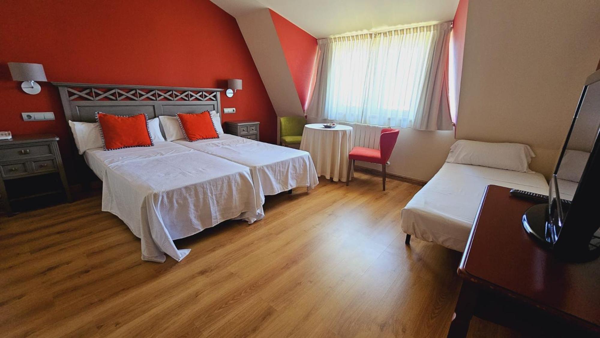 Hotel Matalenas Santander Exteriör bild
