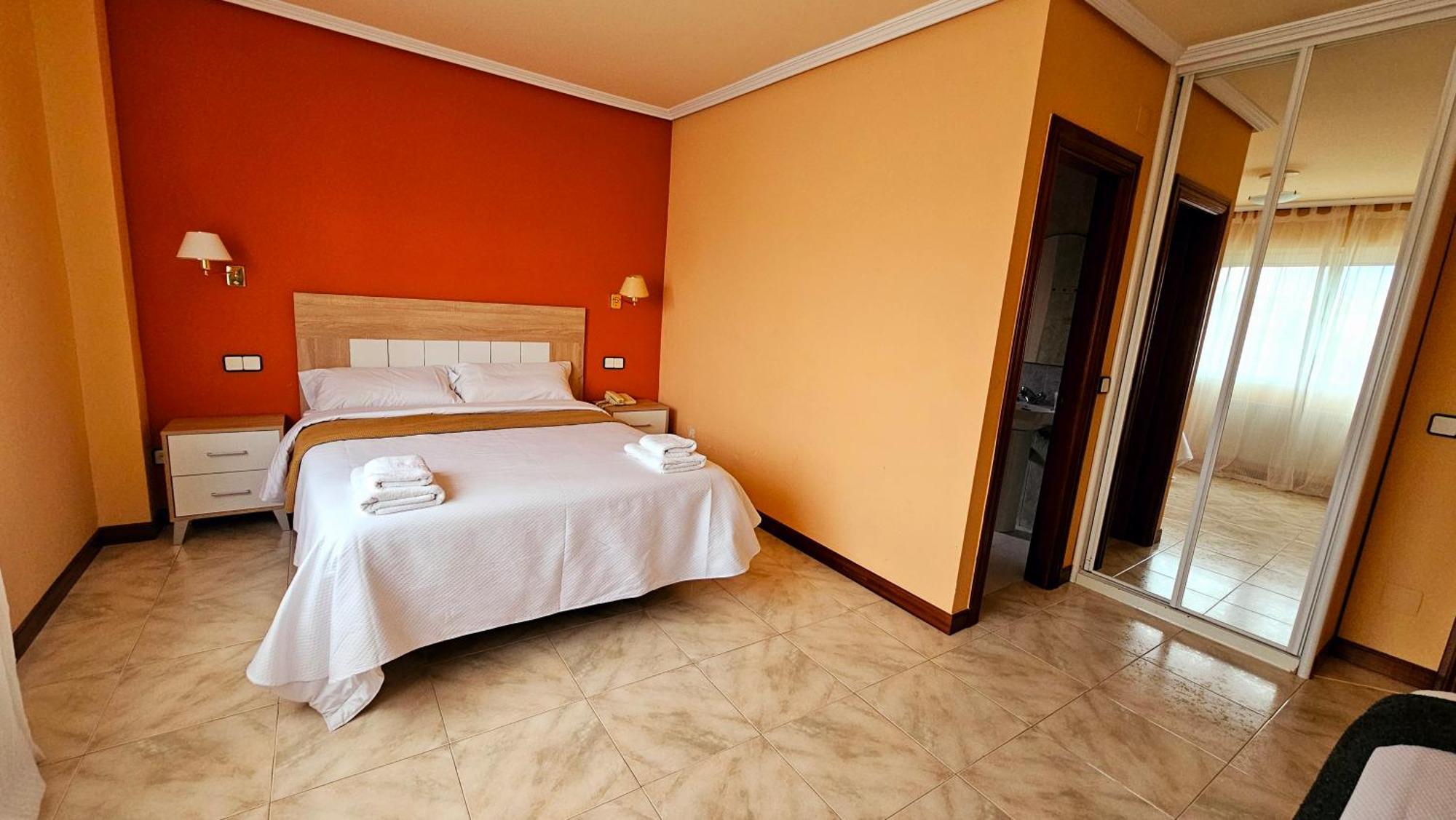 Hotel Matalenas Santander Exteriör bild